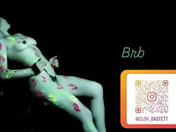 Clover_tter_  live sex cam