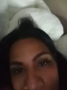 Lucy____23  live sex cam