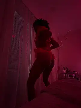Manzanota92  live sex cam