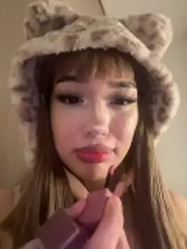 Slyveon  live sex cam