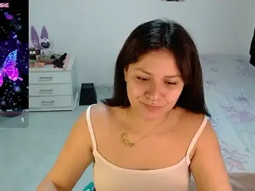 Soniafuckboobs  live sex cam