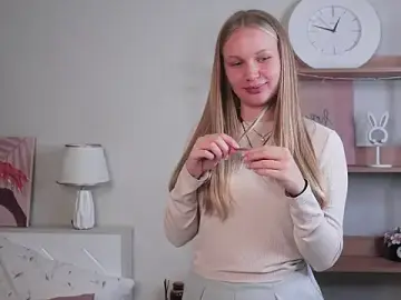 AlbertinaIenco  live sex cam