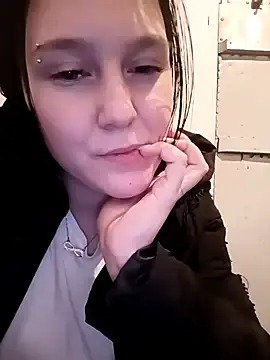 Apolinariya_  live sex cam