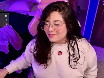 Azamy-12  live sex cam
