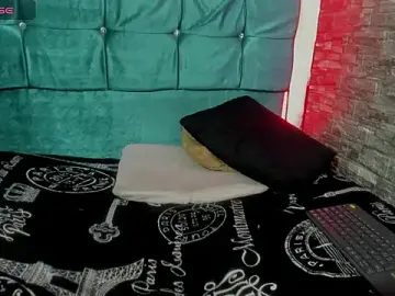 Cloee66  live sex cam