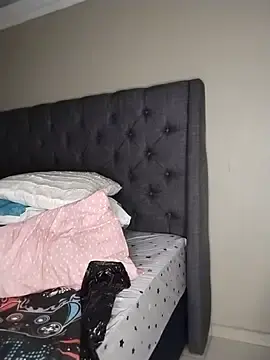 CuteBootyBae  live sex cam