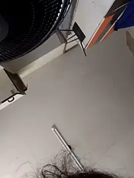 Euanonim098  live sex cam
