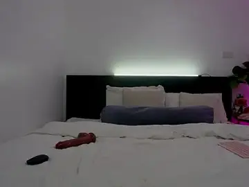 Heeykitty  live sex cam