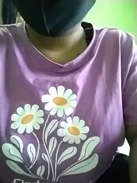 Julle-  live sex cam