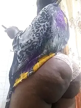 Chocolate-puss  live sex cam