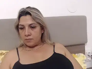 Elenadaniela  live sex cam
