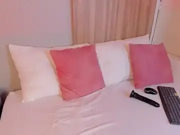 Julieta_wildblood  live sex cam