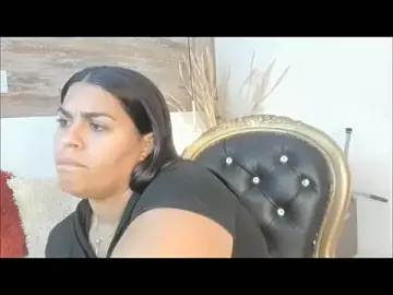 Lathiffa  live sex cam