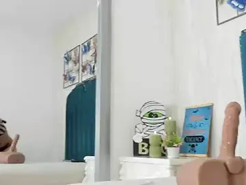 Naia_cox  live sex cam
