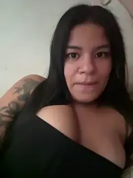 Vicksylove  live sex cam