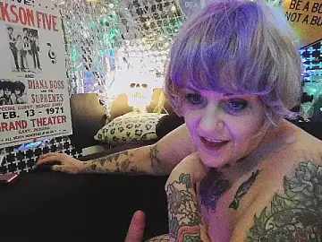 Hunniebunnie78  live sex cam