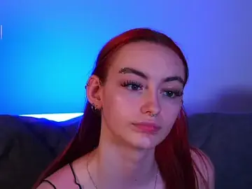 HustleAndBurn  live sex cam