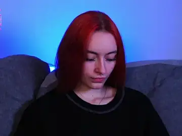 HustleAndBurn  live sex cam