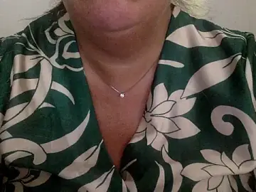 LaReginaNera  live sex cam