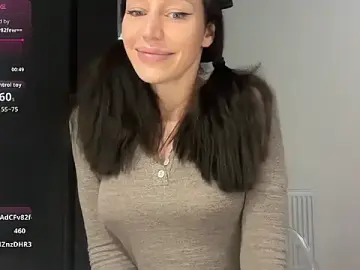 Neyrinn  live sex cam