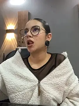 ScarlettMadisson  live sex cam