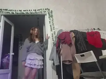 Small_joke  live sex cam