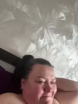 SunnyLeila2101  live sex cam