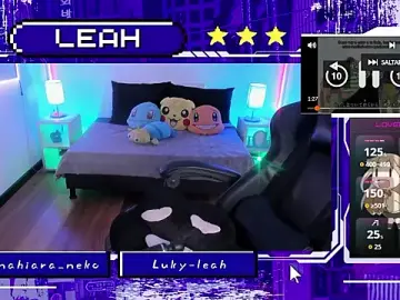 Lucky-leah  live sex cam