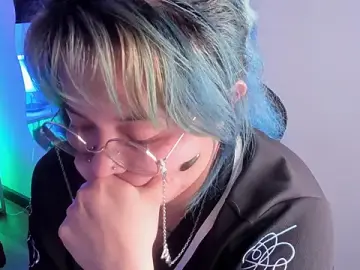 Lucky-leah  live sex cam