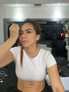 Arianna_Jones1  live sex cam