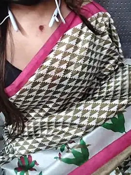 Cutie_Nila  live sex cam
