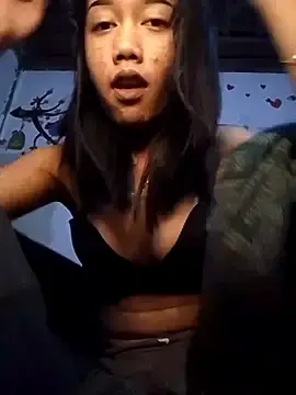Eyscaa  live sex cam
