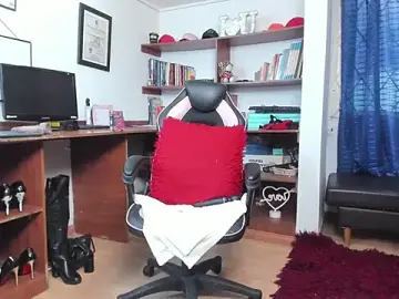 LiaTaylorr  live sex cam