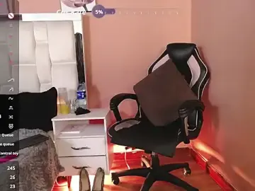 LiaTaylorr  live sex cam