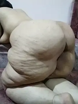 Mama_Queeen_9  live sex cam