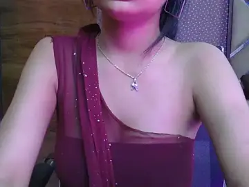 Miss-riyaa  live sex cam