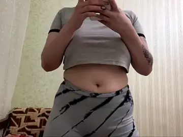 Peachpuf  live sex cam
