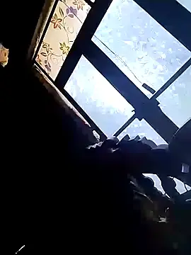 Pompashe9  live sex cam