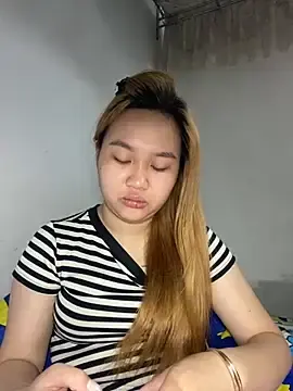 Almira6868  live sex cam