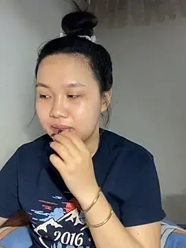 Almira6868  live sex cam