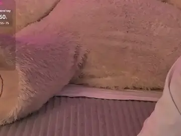 MireyaLin  live sex cam