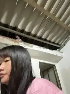 Suni-ii  live sex cam