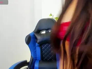 Bella_99_  live sex cam