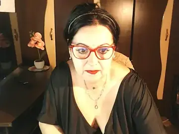 ExiMIlf  live sex cam