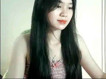 Naiuoi  live sex cam