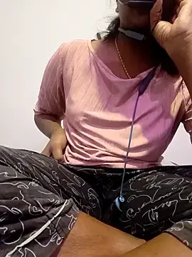 Tamilachi4u  live sex cam