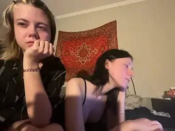 Catherine19Hunt  live sex cam