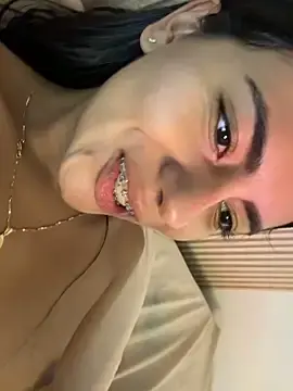 Lilybeeth  live sex cam