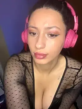 LunitaDollz  live sex cam