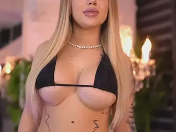 MaevaReey  live sex cam